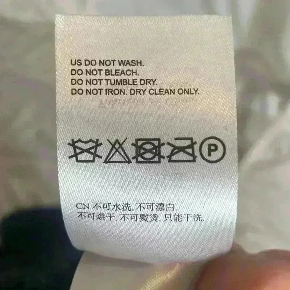 Genuine People *NWOT* Sexy off the shoulder, tie mohair sweater, size small - Picture 8 of 8